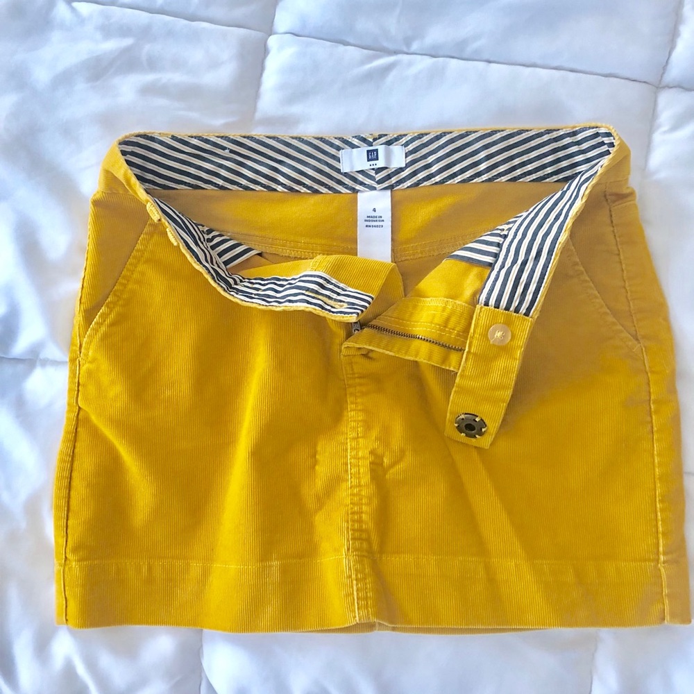 GAP Mustard corduroy skirt 4